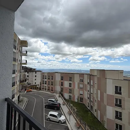 公寓 Luxury In Center Krujë