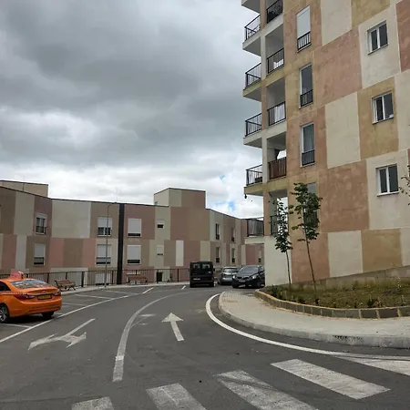 公寓 Luxury In Center Krujë