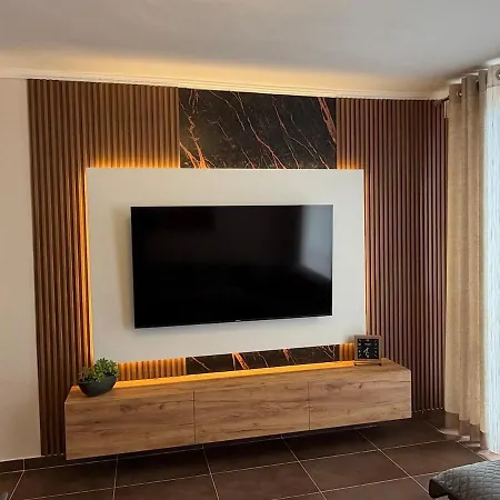 Luxury In Center