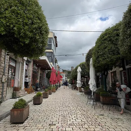 Luxury In Center * Krujë